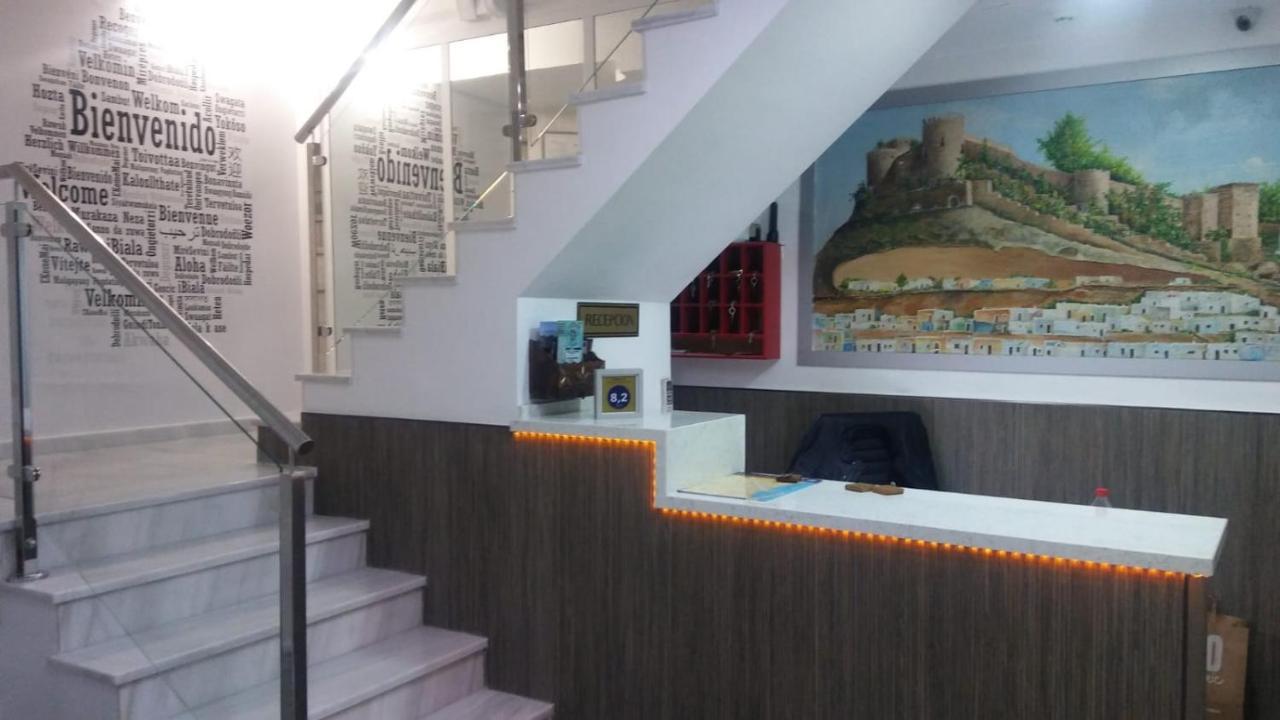 Hostal Maribel อัลเมรีอา ภายนอก รูปภาพ